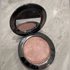 Westman Atelier Super Loaded Tinted Highlighter